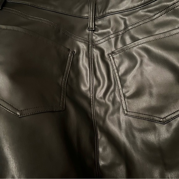 Lowdown Black Vegan Leather Low-Rise Mini Skirt - Picture 5 of 6